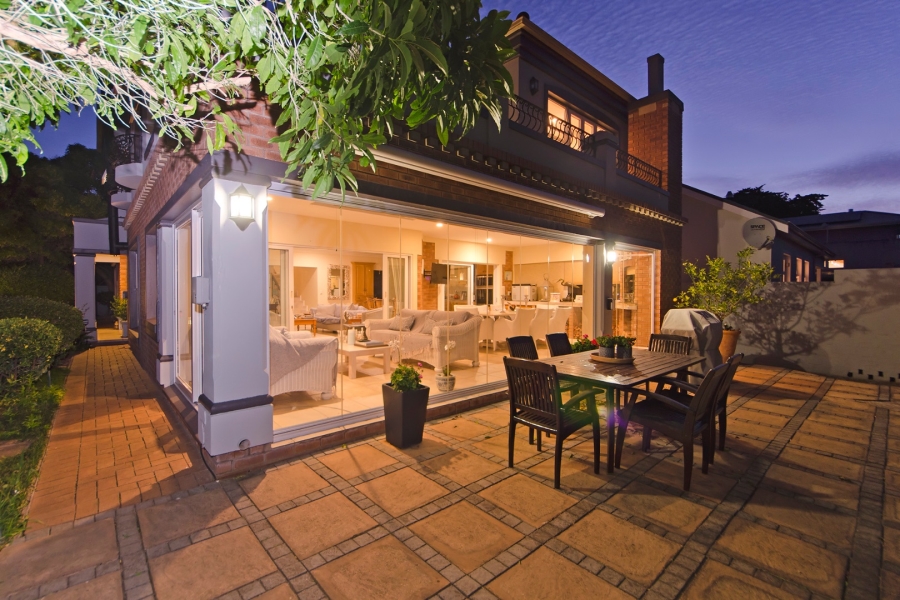 3 Bedroom Property for Sale in Leisure Isle Western Cape